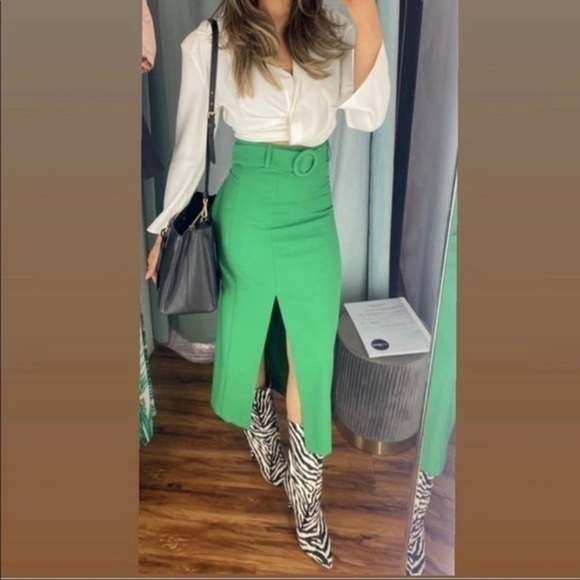 NWT ZARA BELTED PENCIL SKIRT SIZE XS - Picture 2 of 10